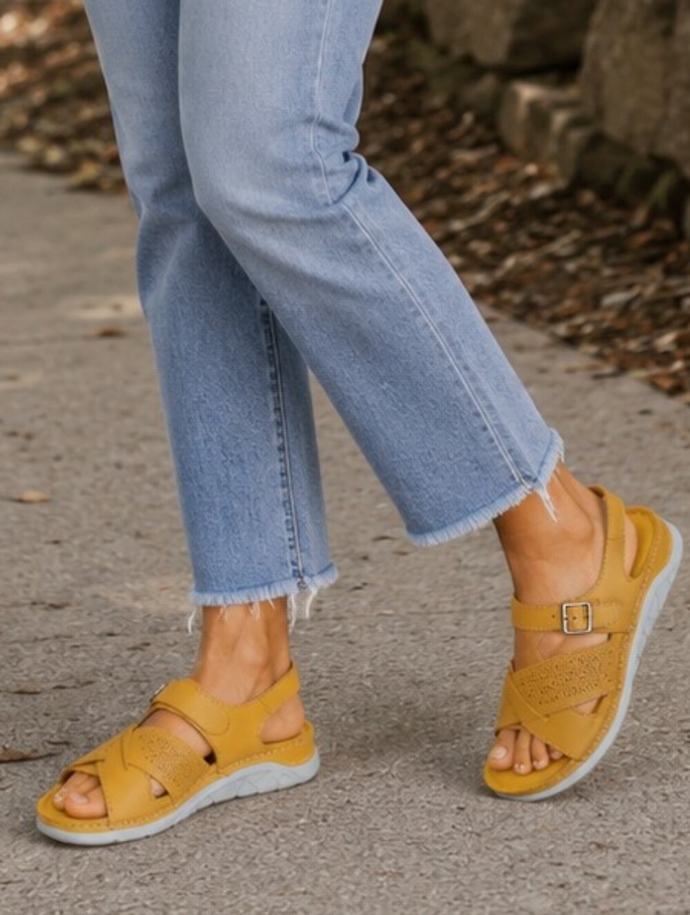 Miz Mooz 42 Carrey Women’s Mustard Yellow Comfort Sandals Sz 11 New In Box $150